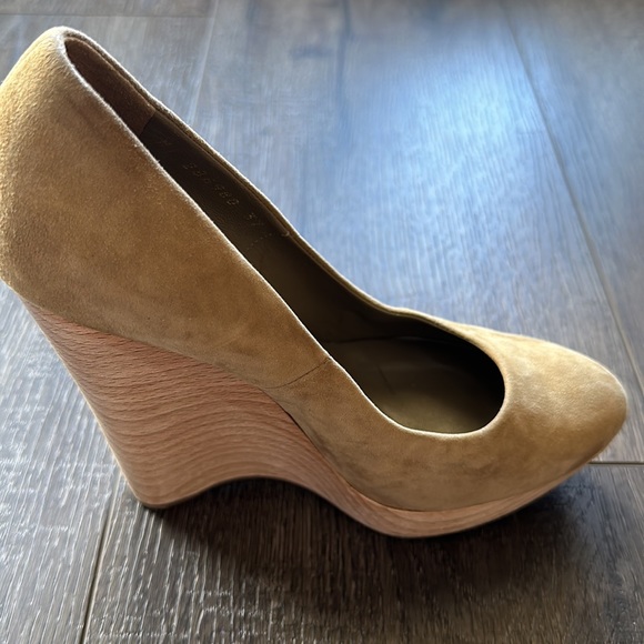 Saint Laurent Camel Suede “ Maryna Wedge” Size 37 fits like a 6.5 - Picture 7 of 16